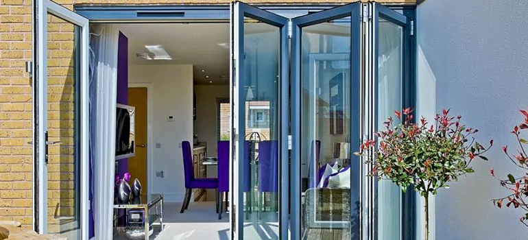 Commercial Door Glass Repair in DeBary, FL